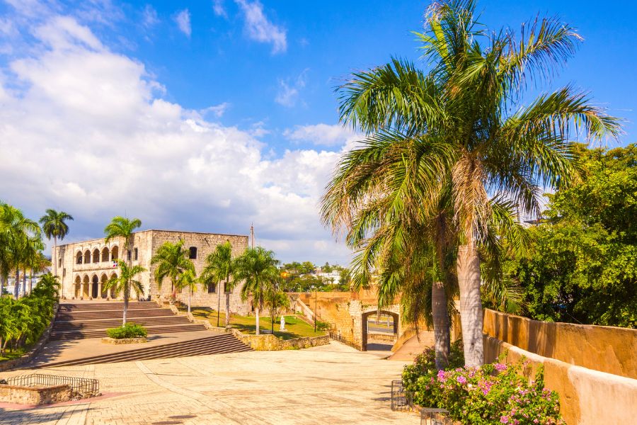 Guide to Driving in Santo Domingo in the Dominican Republic